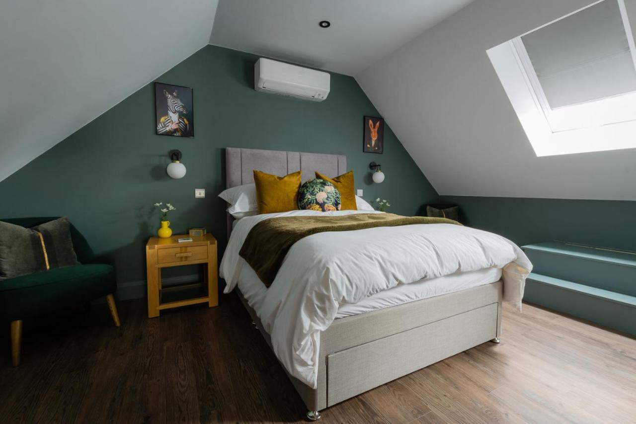 Stylish One Bedroom Cotswold Coach House Tetbury Extérieur photo
